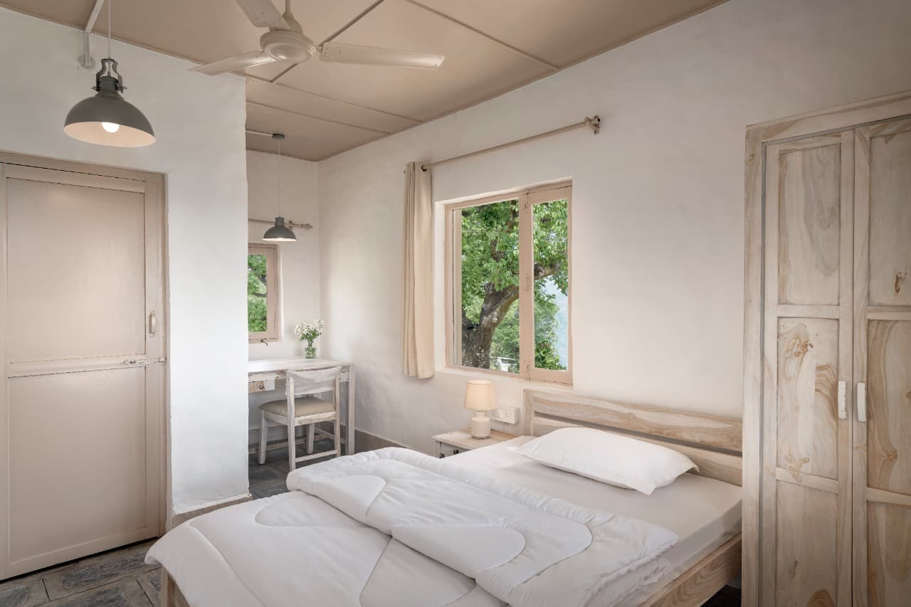 altspace-premium-standard-room-dharamshala